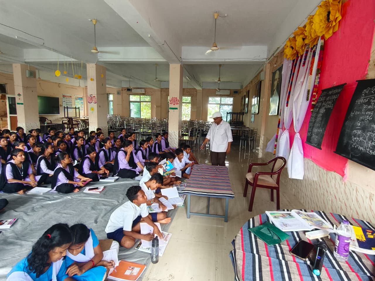 DEMONSTRATION CLASS TO BOTH 1ST YEAR AND 2ND YEAR D.EL.ED. PUPIL TEACHERS